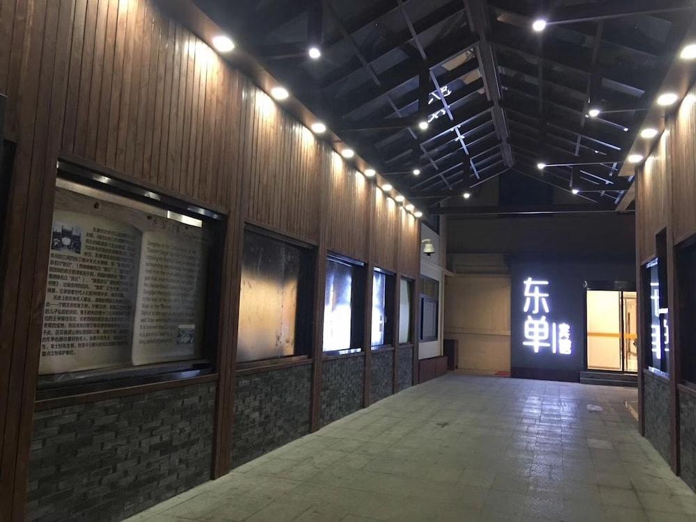 Beijing Dongdan Hotel Near Wangfujing Street,Tian'Anmen Square,The Forbidden City,Free Self-Service Laundry Room Exteriör bild