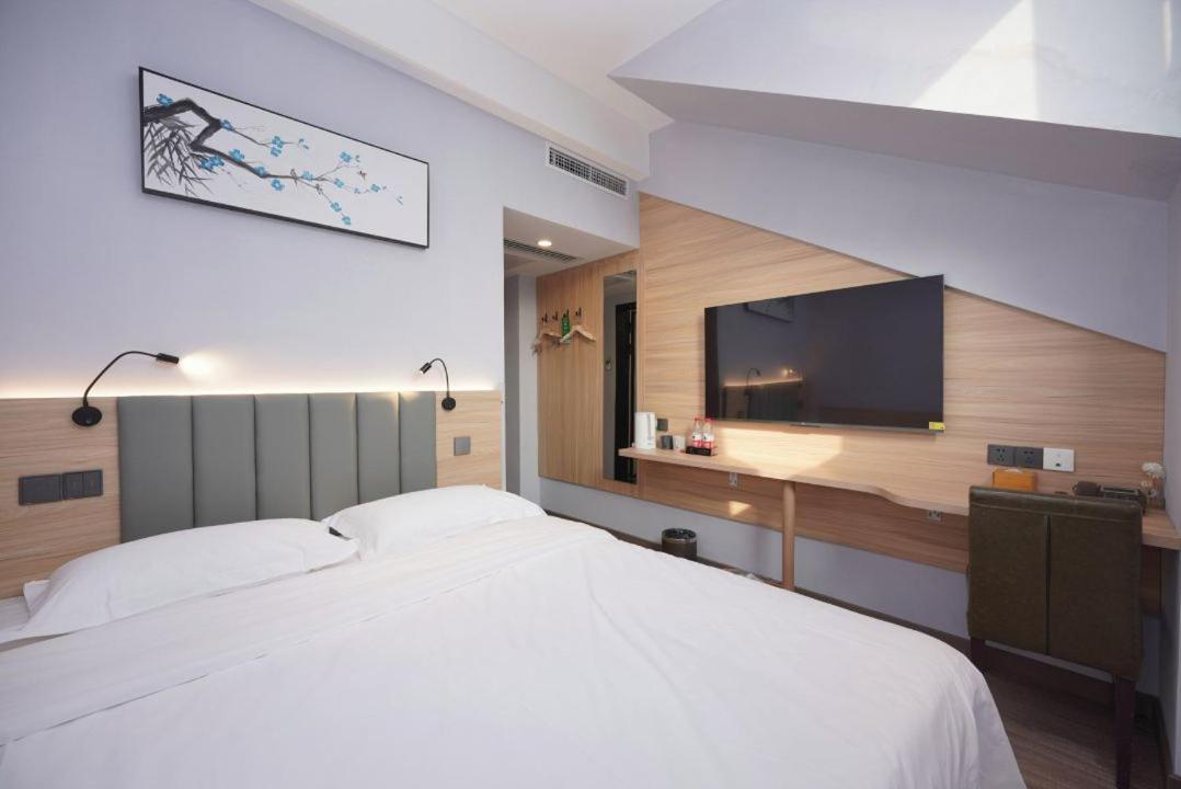 Beijing Dongdan Hotel Near Wangfujing Street,Tian'Anmen Square,The Forbidden City,Free Self-Service Laundry Room Exteriör bild