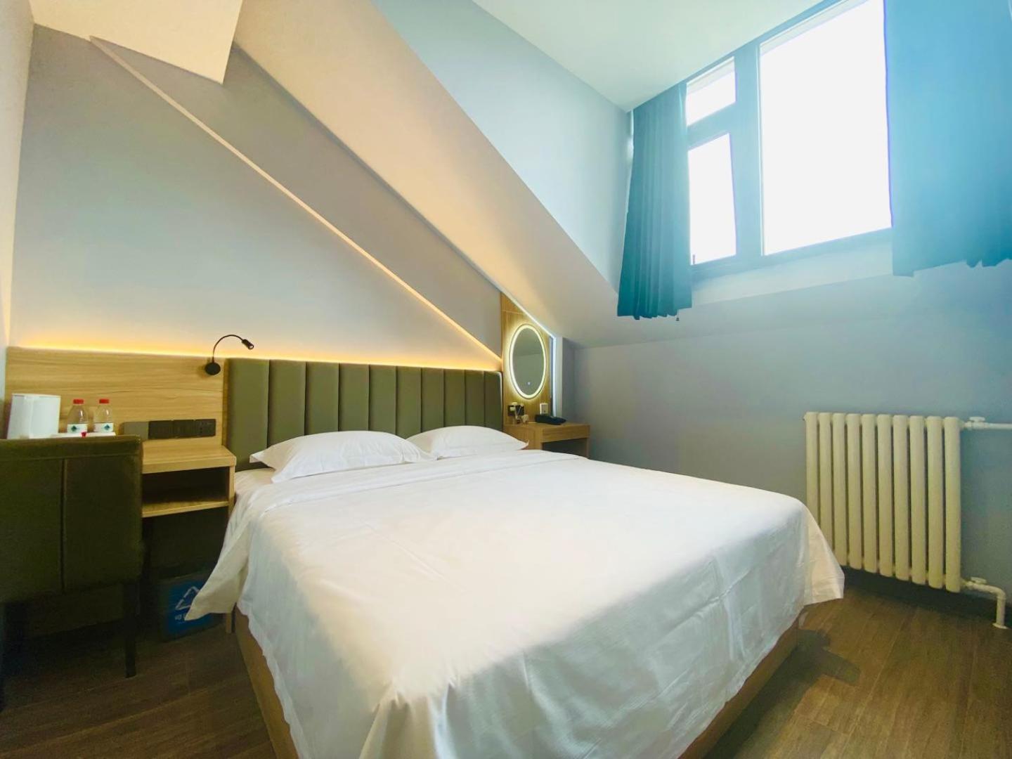 Beijing Dongdan Hotel Near Wangfujing Street,Tian'Anmen Square,The Forbidden City,Free Self-Service Laundry Room Exteriör bild
