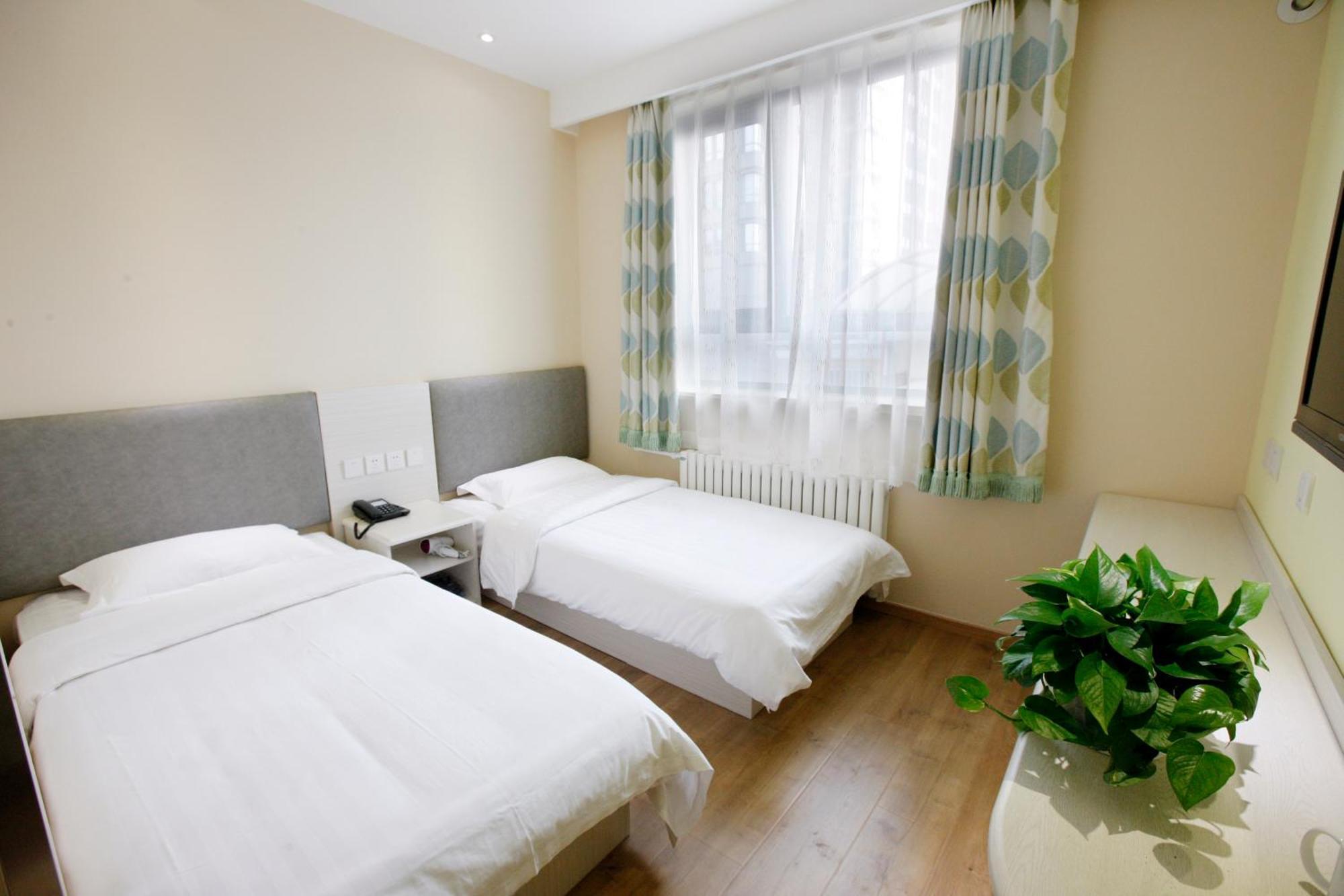 Beijing Dongdan Hotel Near Wangfujing Street,Tian'Anmen Square,The Forbidden City,Free Self-Service Laundry Room Exteriör bild