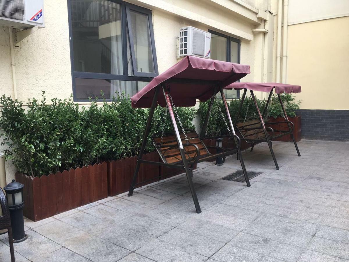 Beijing Dongdan Hotel Near Wangfujing Street,Tian'Anmen Square,The Forbidden City,Free Self-Service Laundry Room Exteriör bild